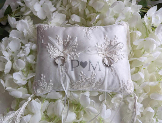 Personalised Wedding Ring Cushion | Flower Girl / Page Boy Ring Bearer | Sentimental Wedding Gift | Bride and Groom Wedding Ideas