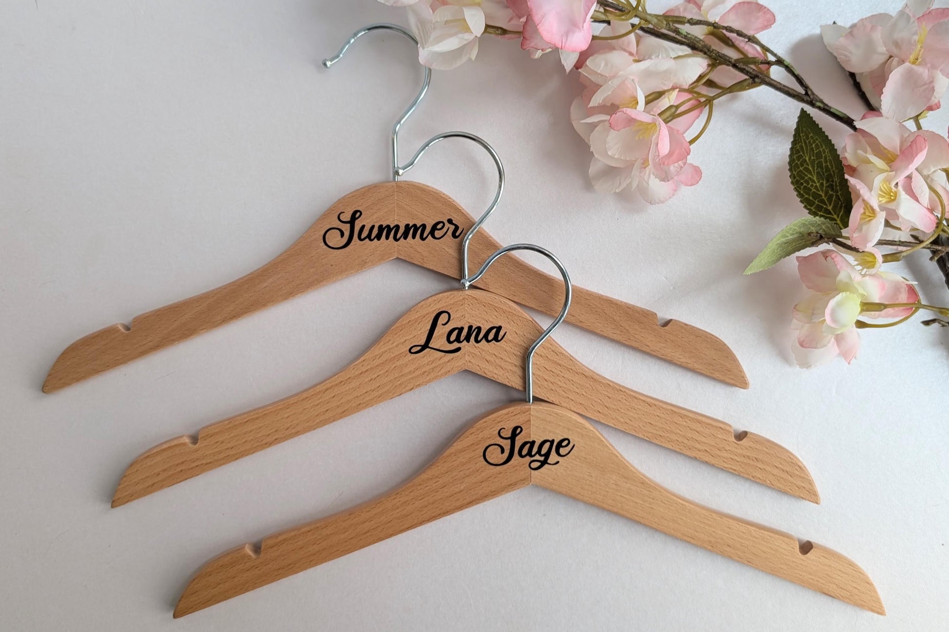 Personalised Children's Clothes Hangers | Nursery Kids Room Decor | Kids Personalised Hanger | Any Name any Colour | Outfit of the Day