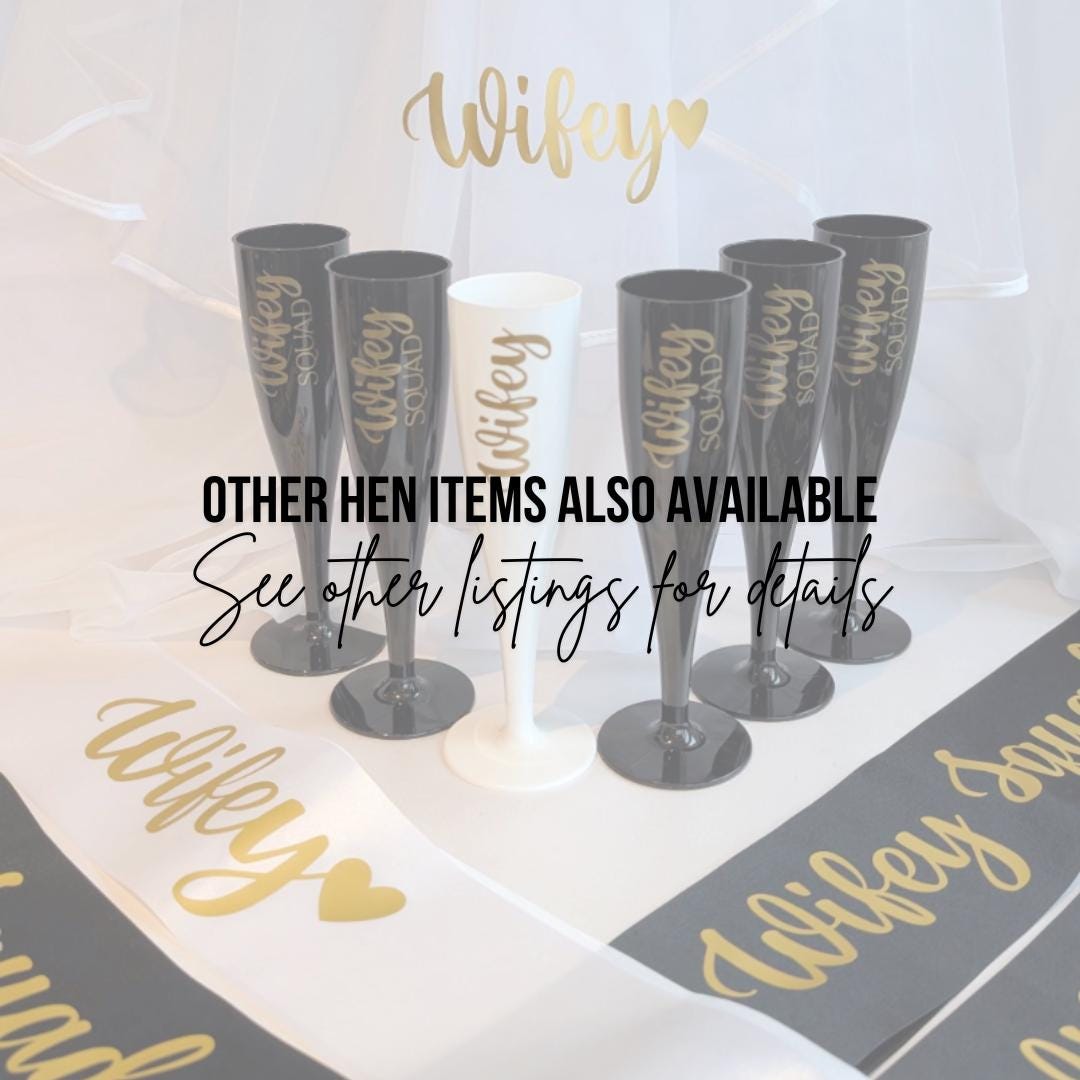 Personalised Hen Party Badge | Team Bride | Bride To Be | Bride Squad Badge | Hen Night Button Badge | Bachelorette Pin Badge