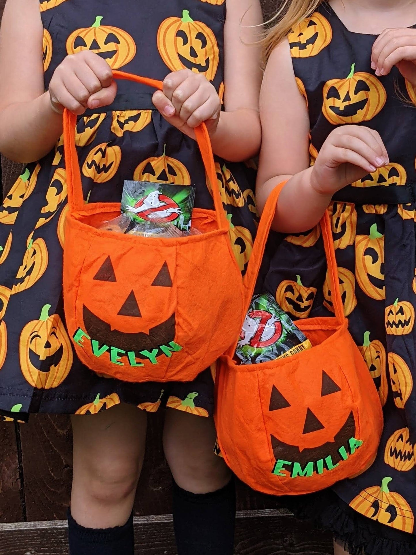 Personalised, Glow In the Dark, Pumpkin Trick or Treat Bag | Halloween Treat Basket | jack o'lantern treat bag | Halloween Party Sweet Bag