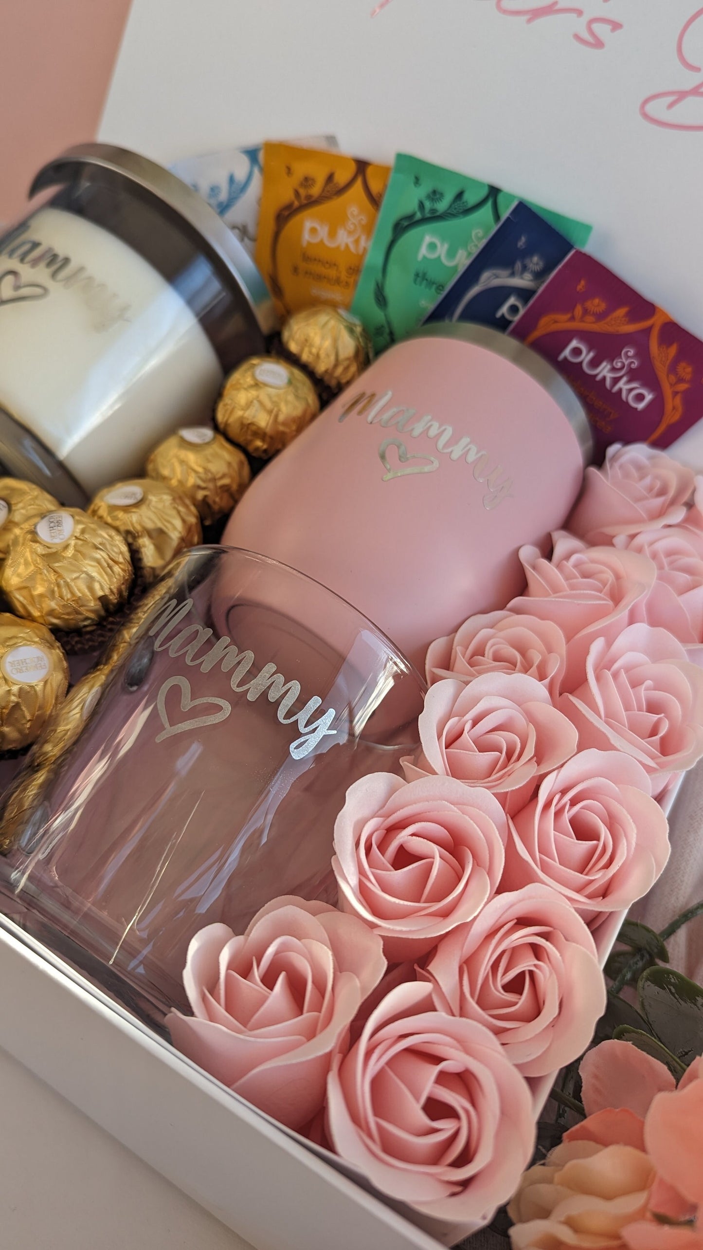 Personalised Mother's Day Gift Box | Mama and Mini Cold Cup Set | Mum Nan Mummy Hamper Present | Flowers & Chocolate | Mamma and Me Set