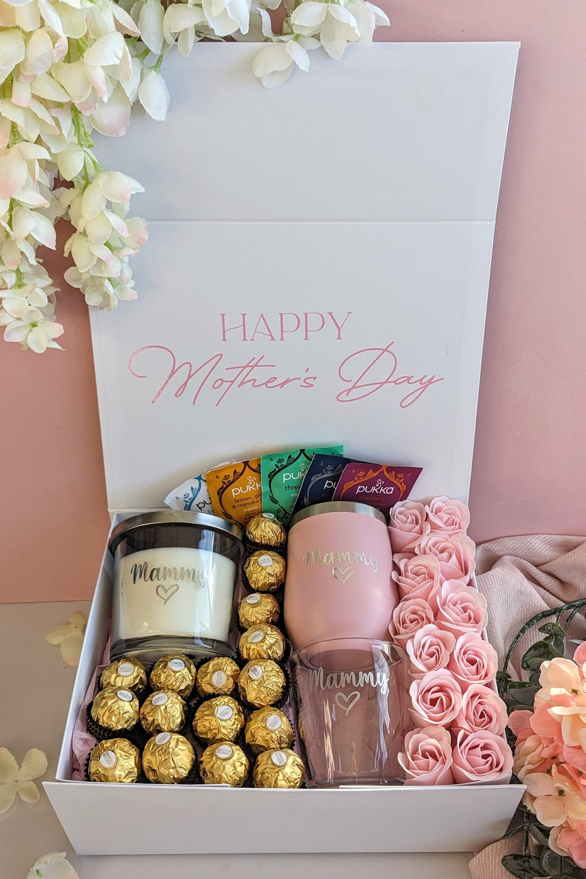 Personalised Mother's Day Gift Box | Mama and Mini Cold Cup Set | Mum Nan Mummy Hamper Present | Flowers & Chocolate | Mamma and Me Set